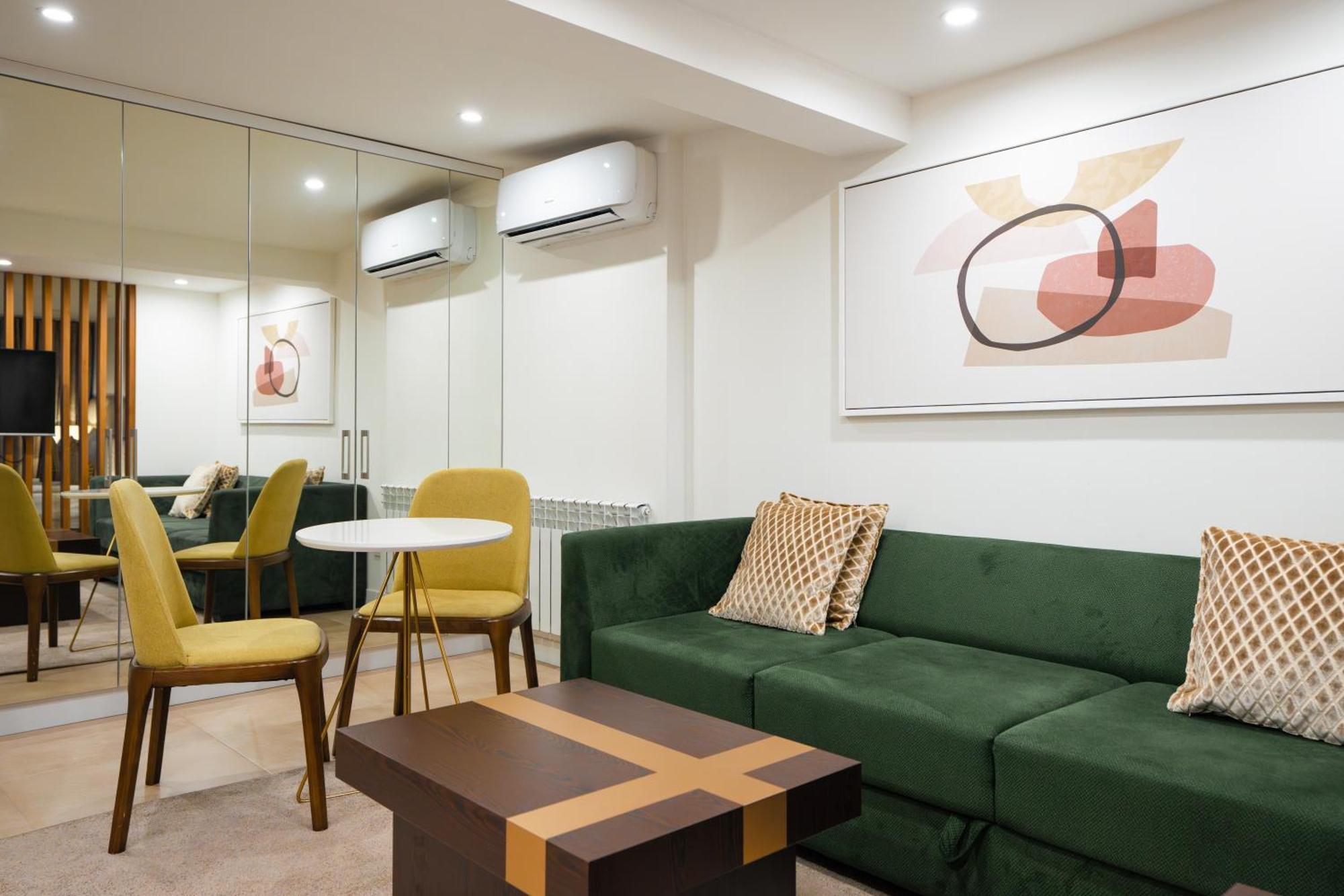 Ris Opera Apartments Ереван Экстерьер фото